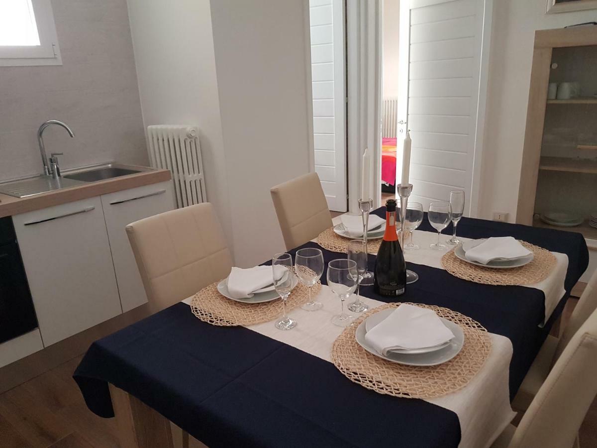 Apartamento House Don Tonino Lecce Exterior foto